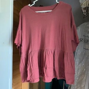 American Eagle tshirt peplum with raw edges